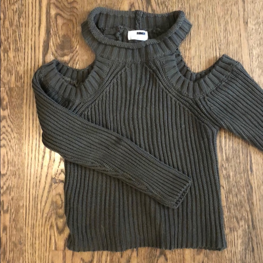 Dark green long sleeved top!